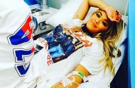 Rita Ora in ospedale